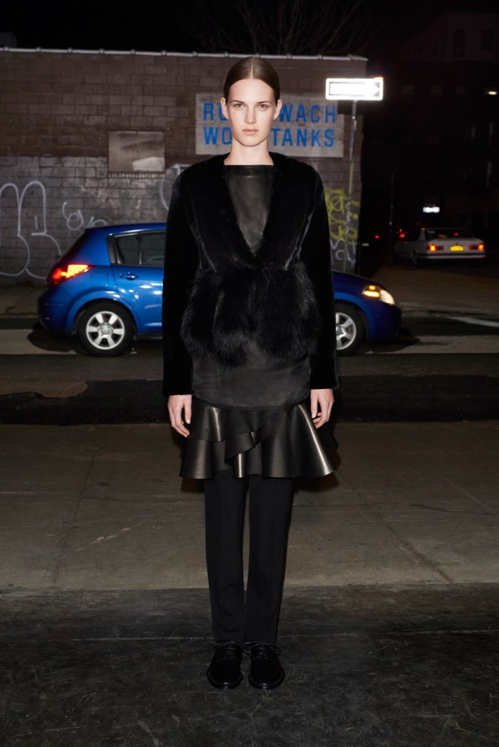 givenchy-pre-fall-2013-31_131743636591