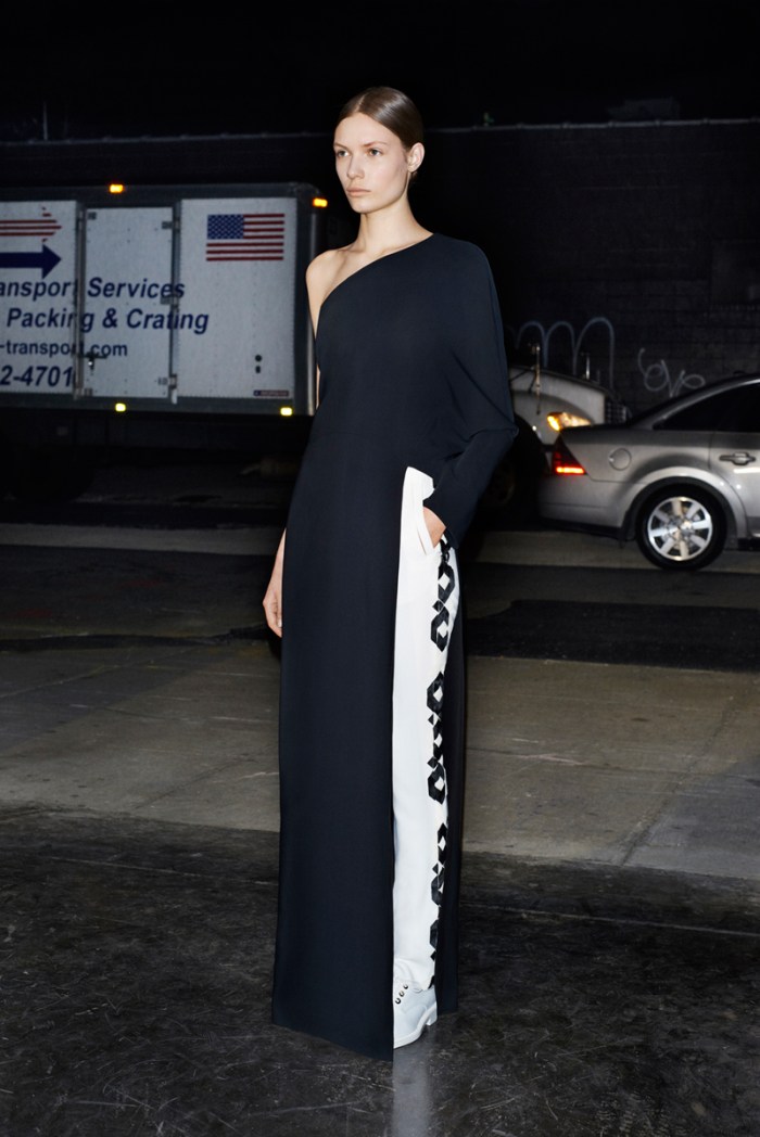 givenchy-pre-fall-2013-38_131749161552