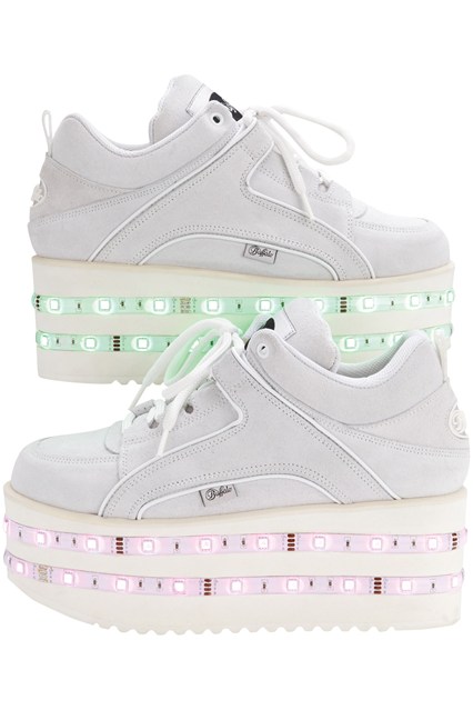 Ashish-Topshop-10-Vogue-20May14-pr_b_426x639